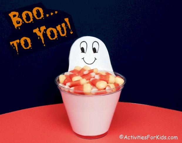 Easy Halloween Crafts for kids.  Children can decorate solo cups with a Halloween character.  Halloween printable includes cup insert from Activities For Kids.